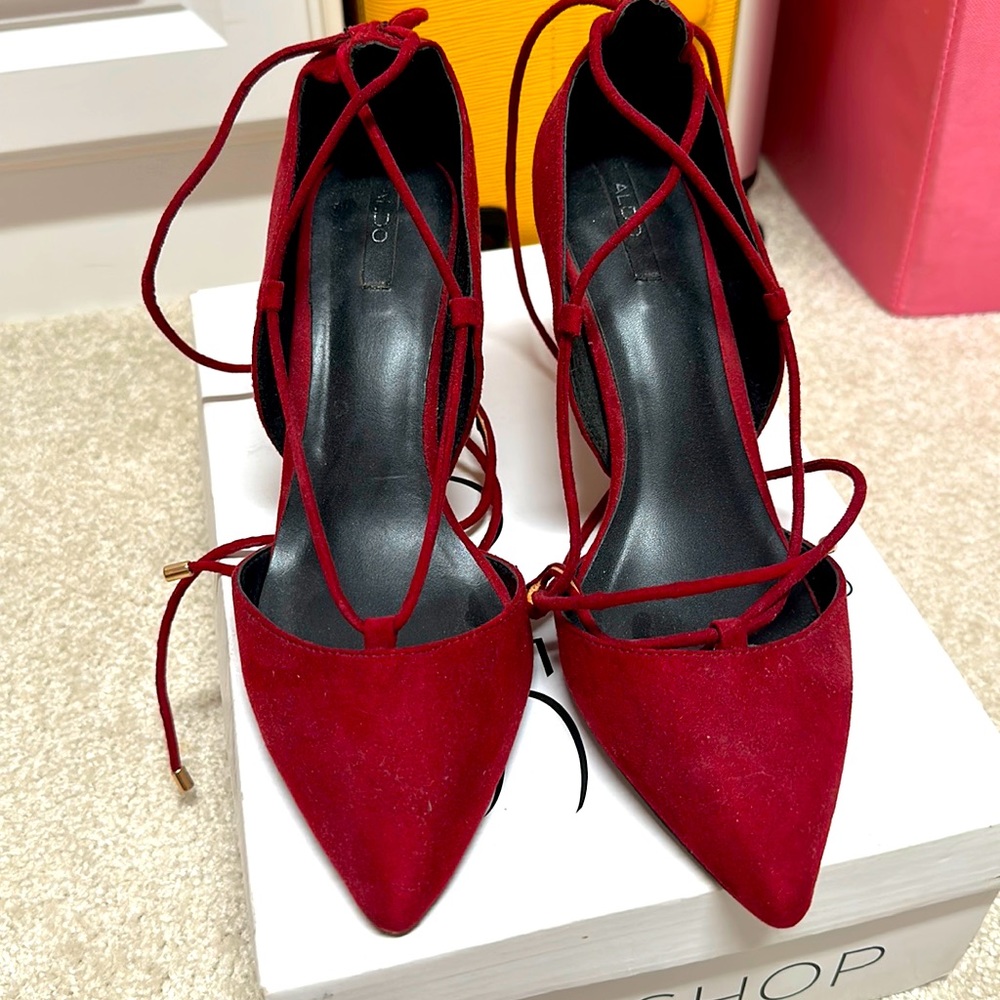 Aldo Wine red suede pump with strap,size 7